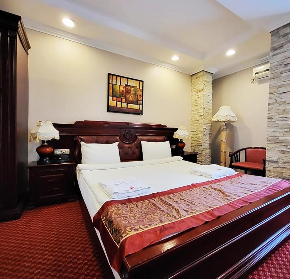 Hotel Royal Πρίστινα Εξωτερικό φωτογραφία