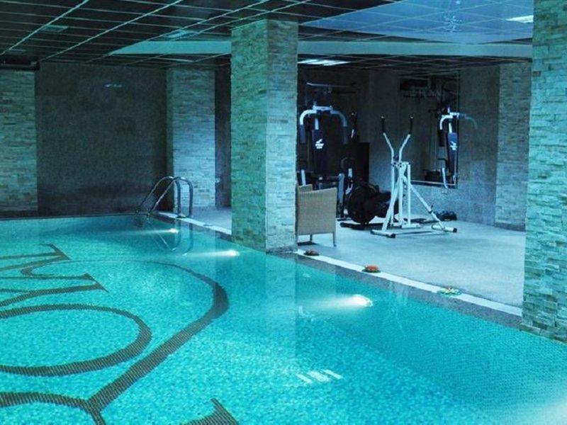 Hotel Royal Πρίστινα Εξωτερικό φωτογραφία