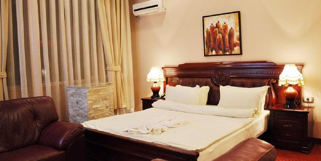 Hotel Royal Πρίστινα Εξωτερικό φωτογραφία